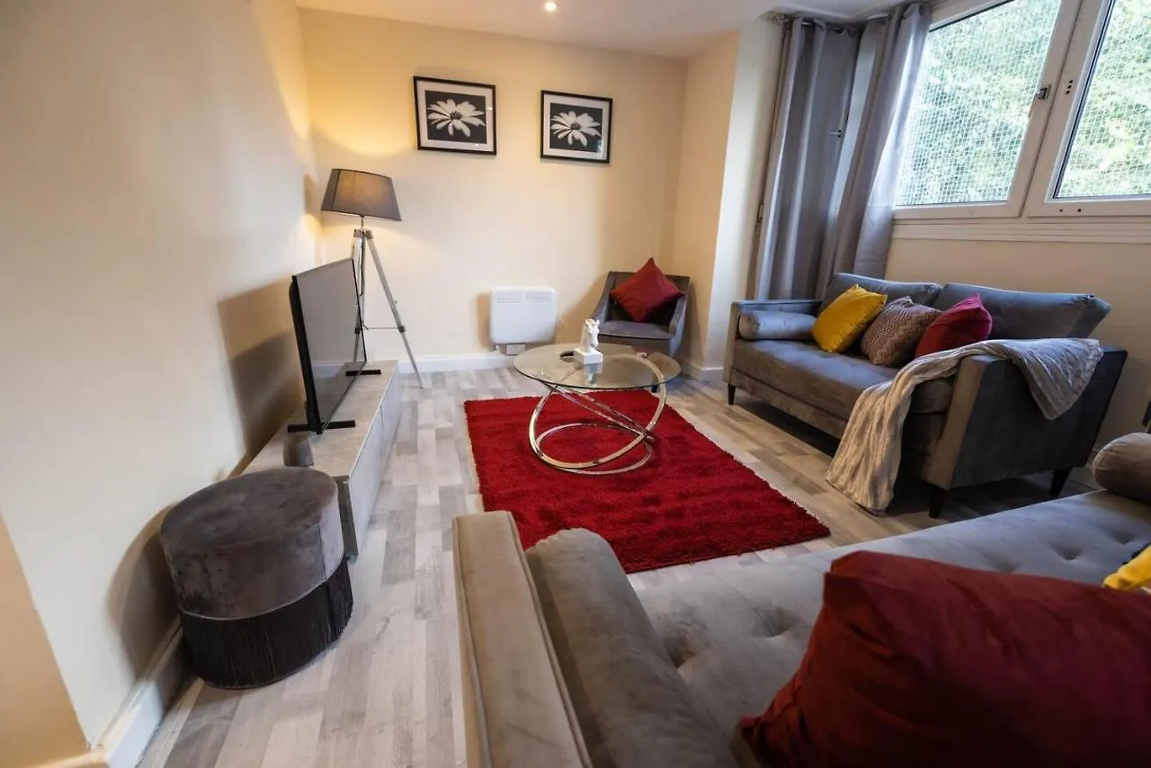 3 Bedroomflat-Free Parking-Wifi-Parking-8People London