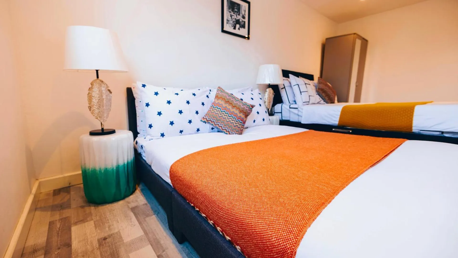 3 Bedroomflat-Free Parking-Wifi-Parking-8People Londýn